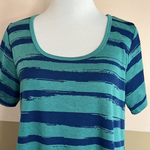 LulaRoe t shirts size Medium - Picture 2 of 8